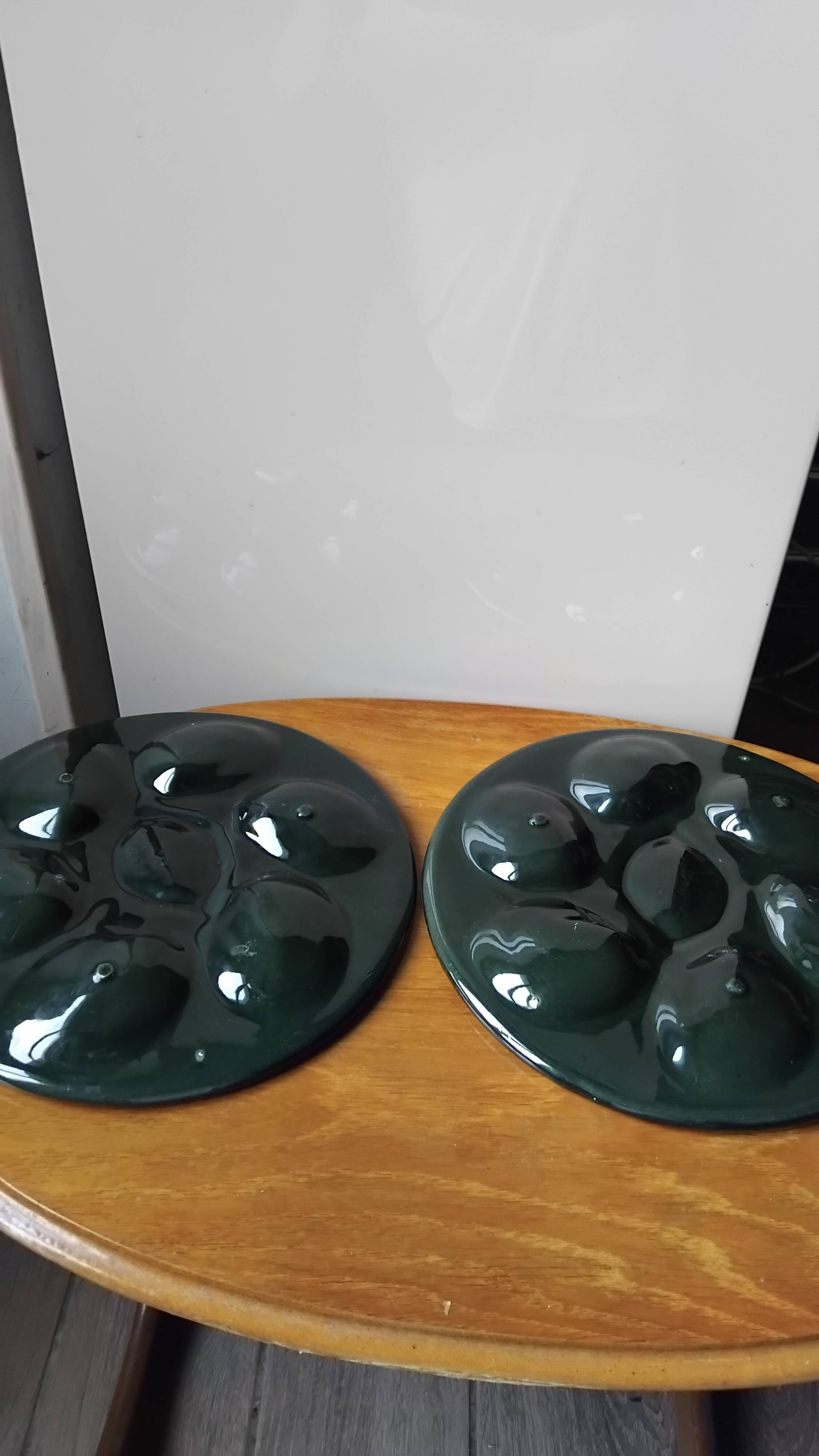 Set of Saint Clément oyster plates.