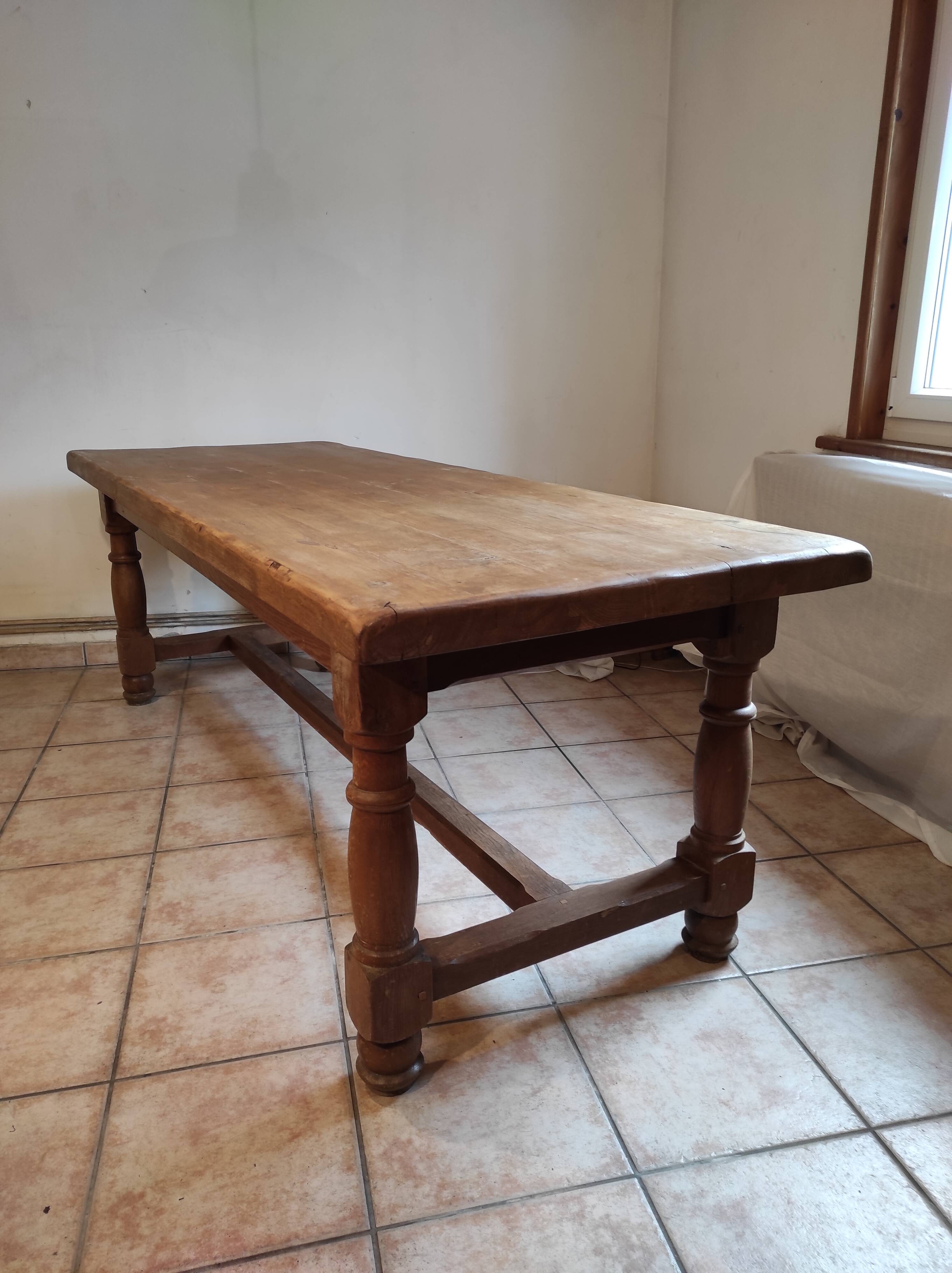 Oak farmhouse table