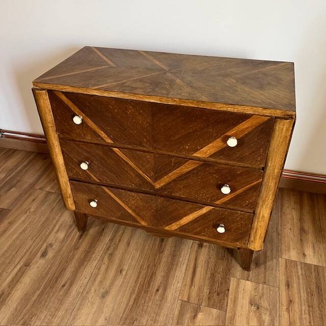 Commode marquetée  3 tiroirs