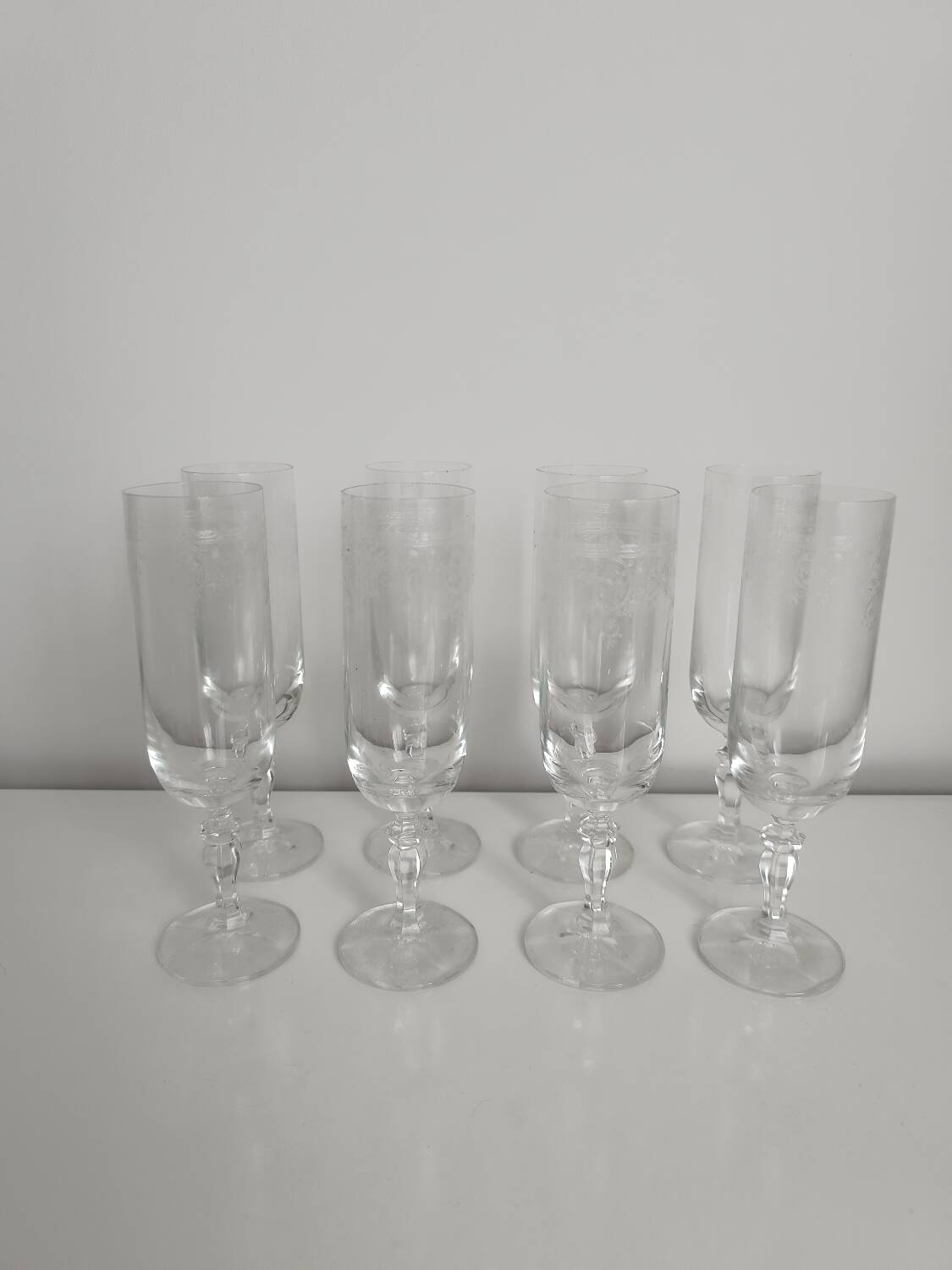Set of 8 chiseled/engraved crystal glasses
