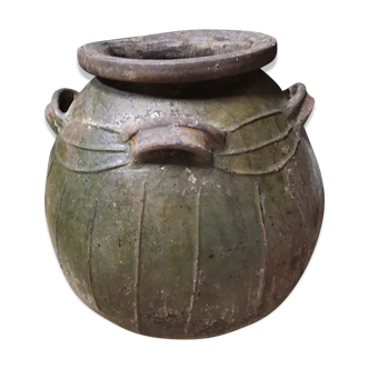 Terracotta jar from the 19th cty