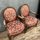 Paire de fauteuils style Louis XVI en bois sculpté vers 1850