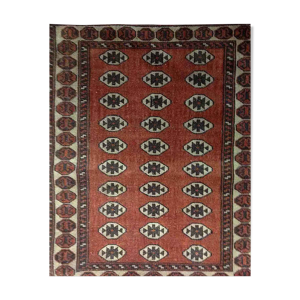 N.83  tapis persan fait