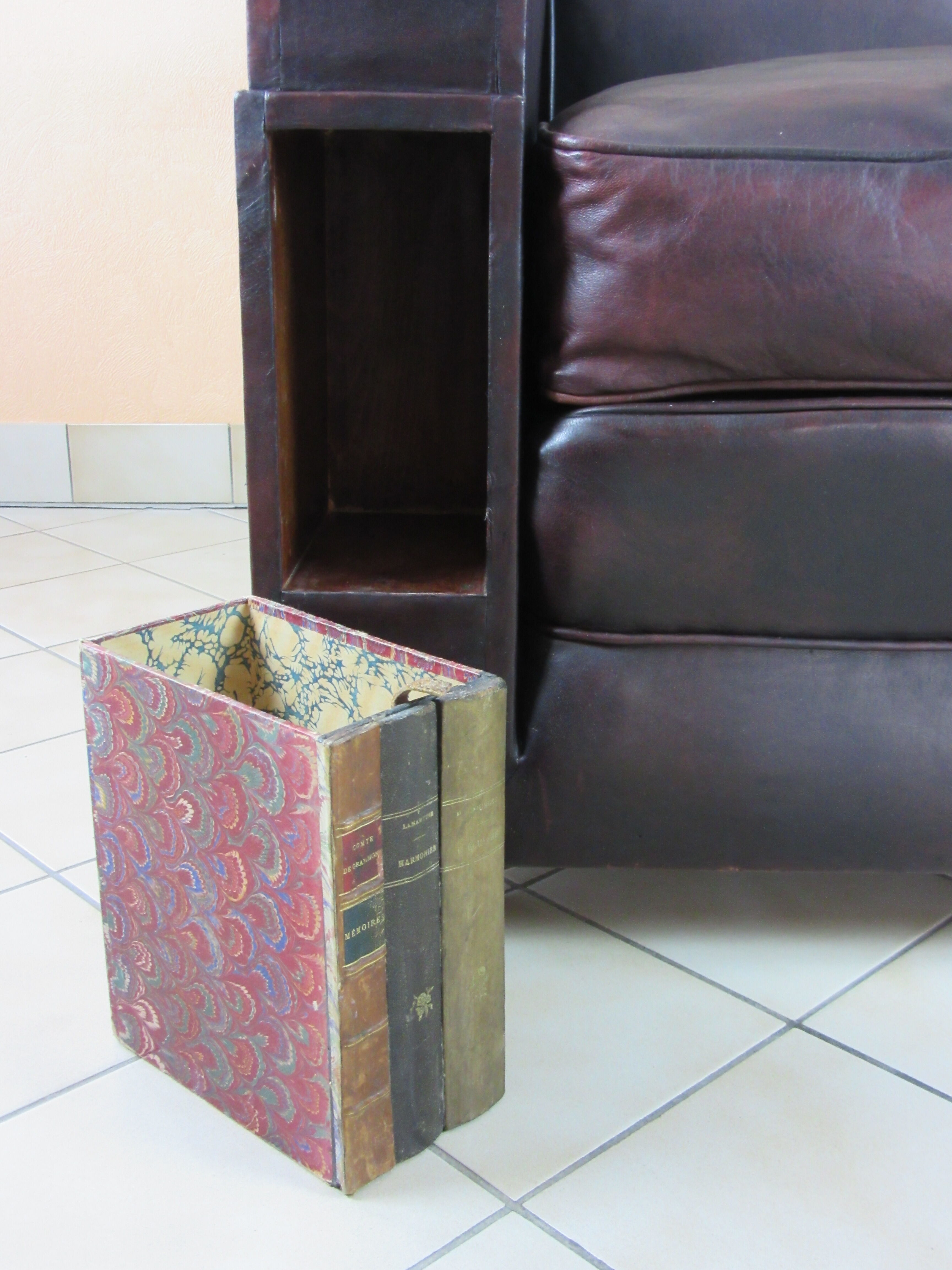 Fauteuil dandy ancien en cuir