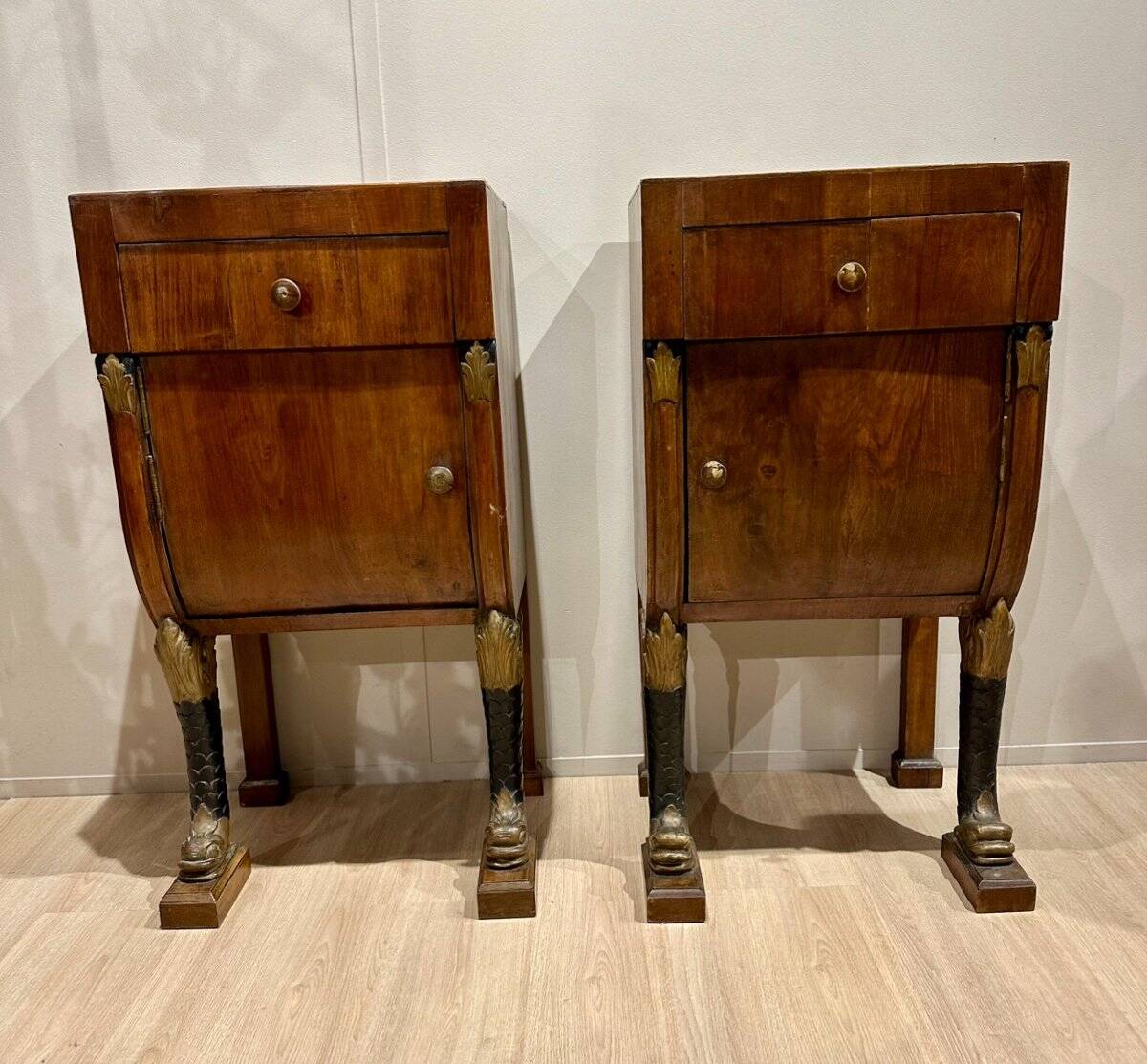 Pair of bedside cabinets