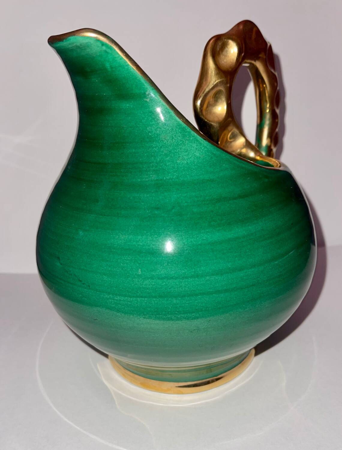 Green and gold pitcher, Vérigord
