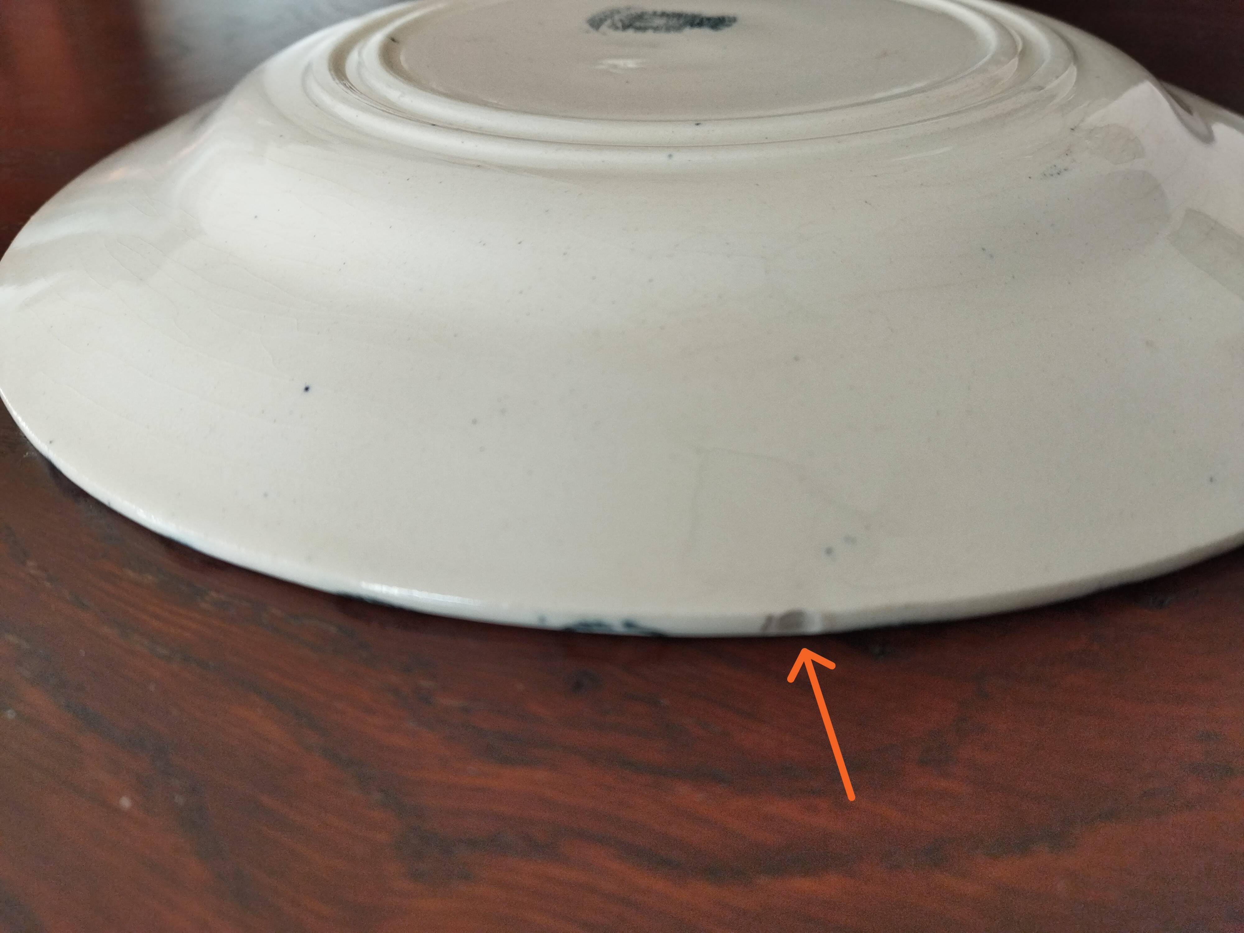 Gien “Thistle” flat plate