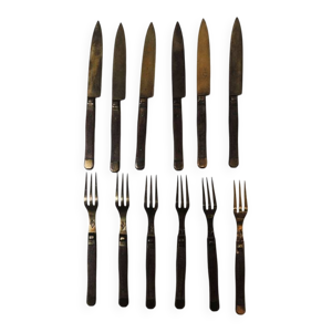 12 anciens couverts à