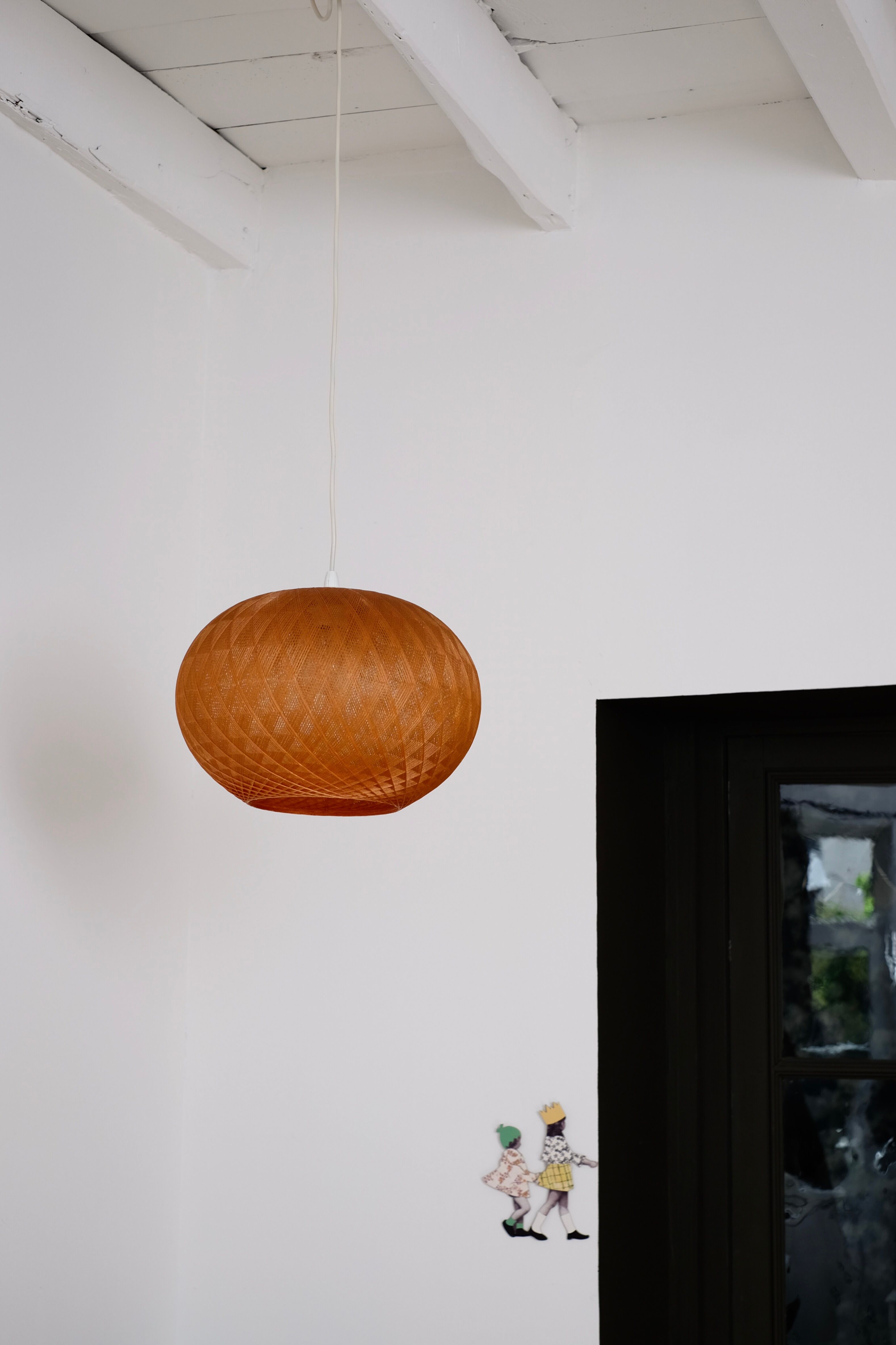 Suspension cocoon in nylon thread stretched thread rhodoïd