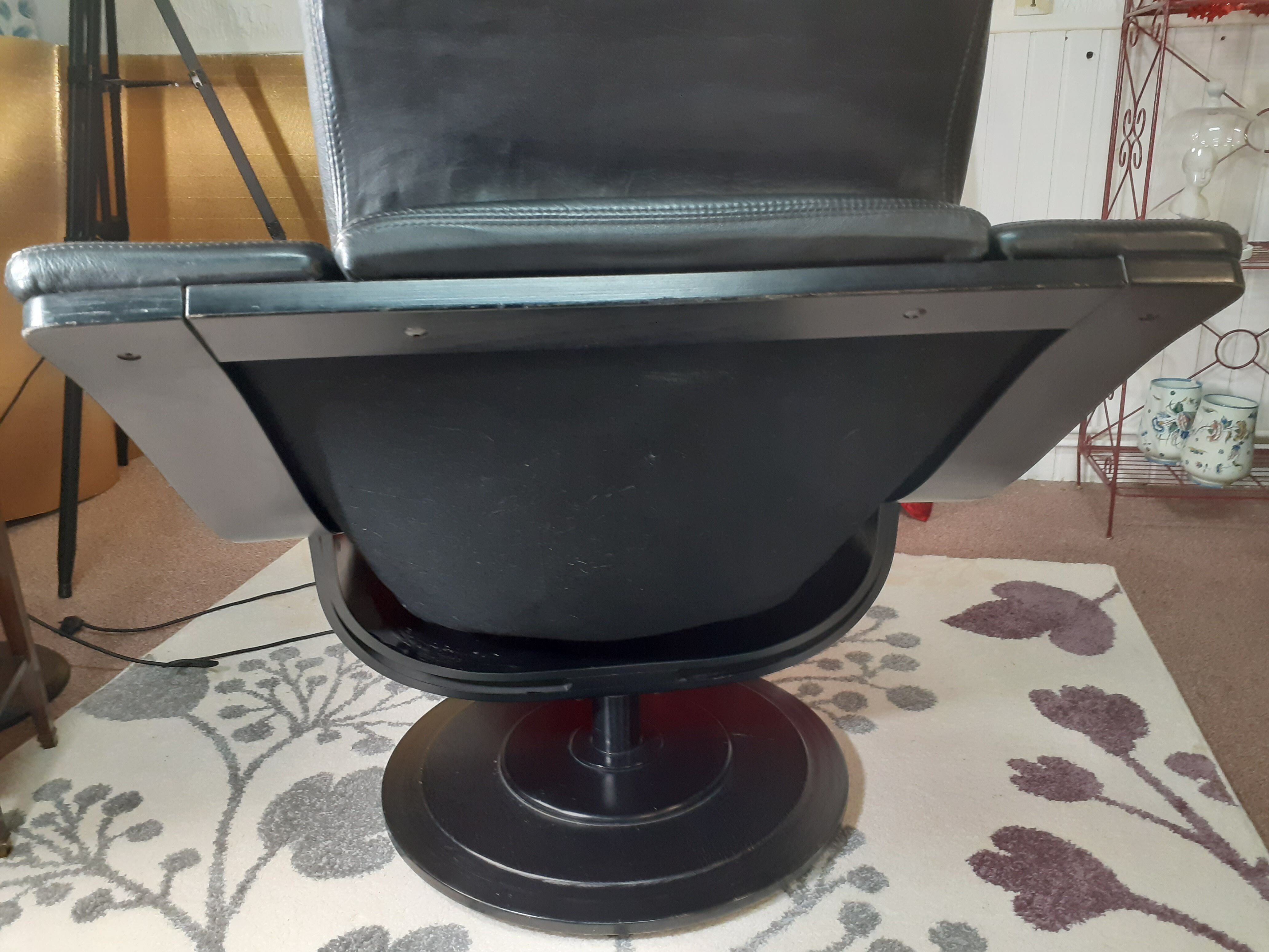 Swivel leather chair