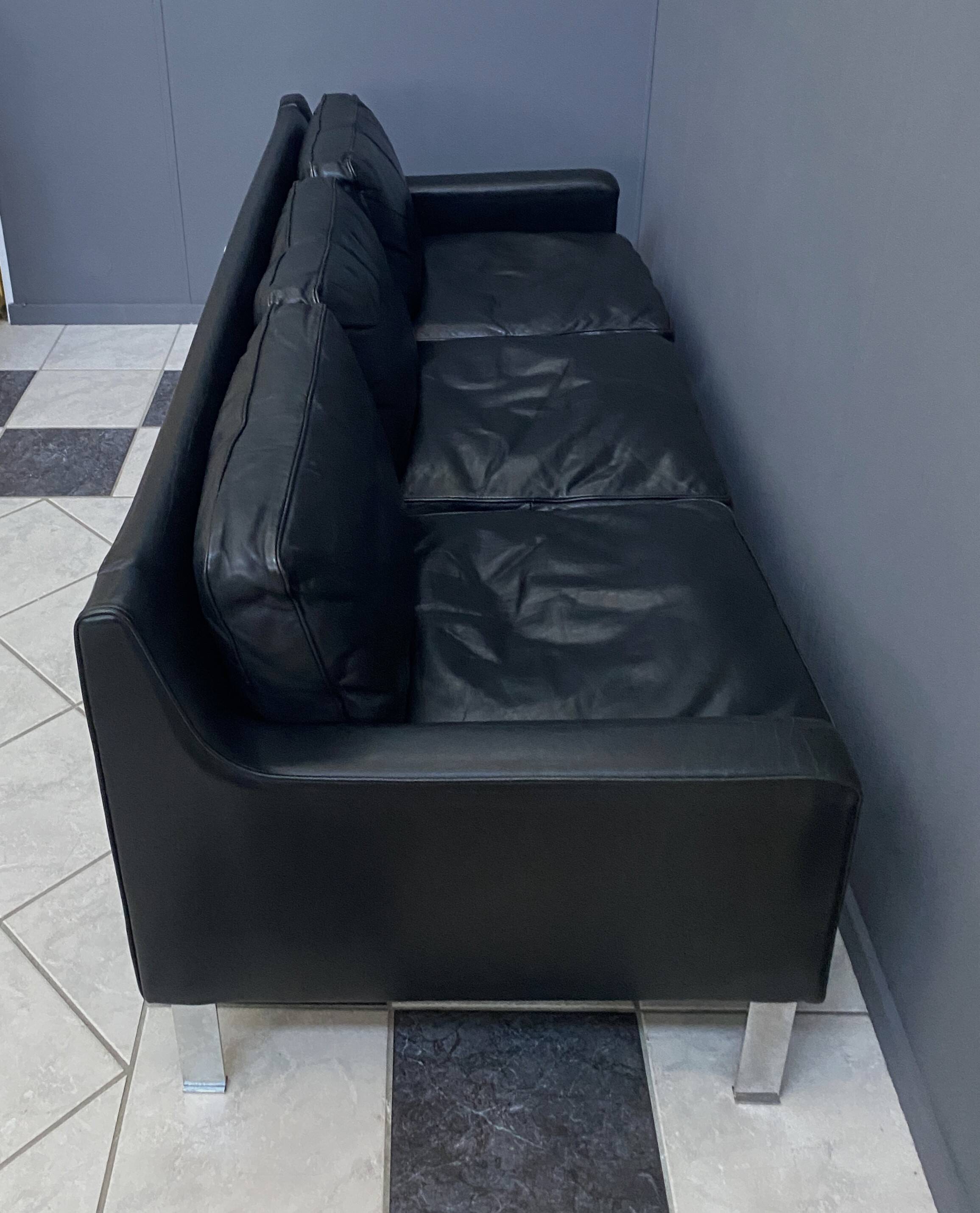 black leather Tecta -seat sofa by Hans Konecke 1960s
