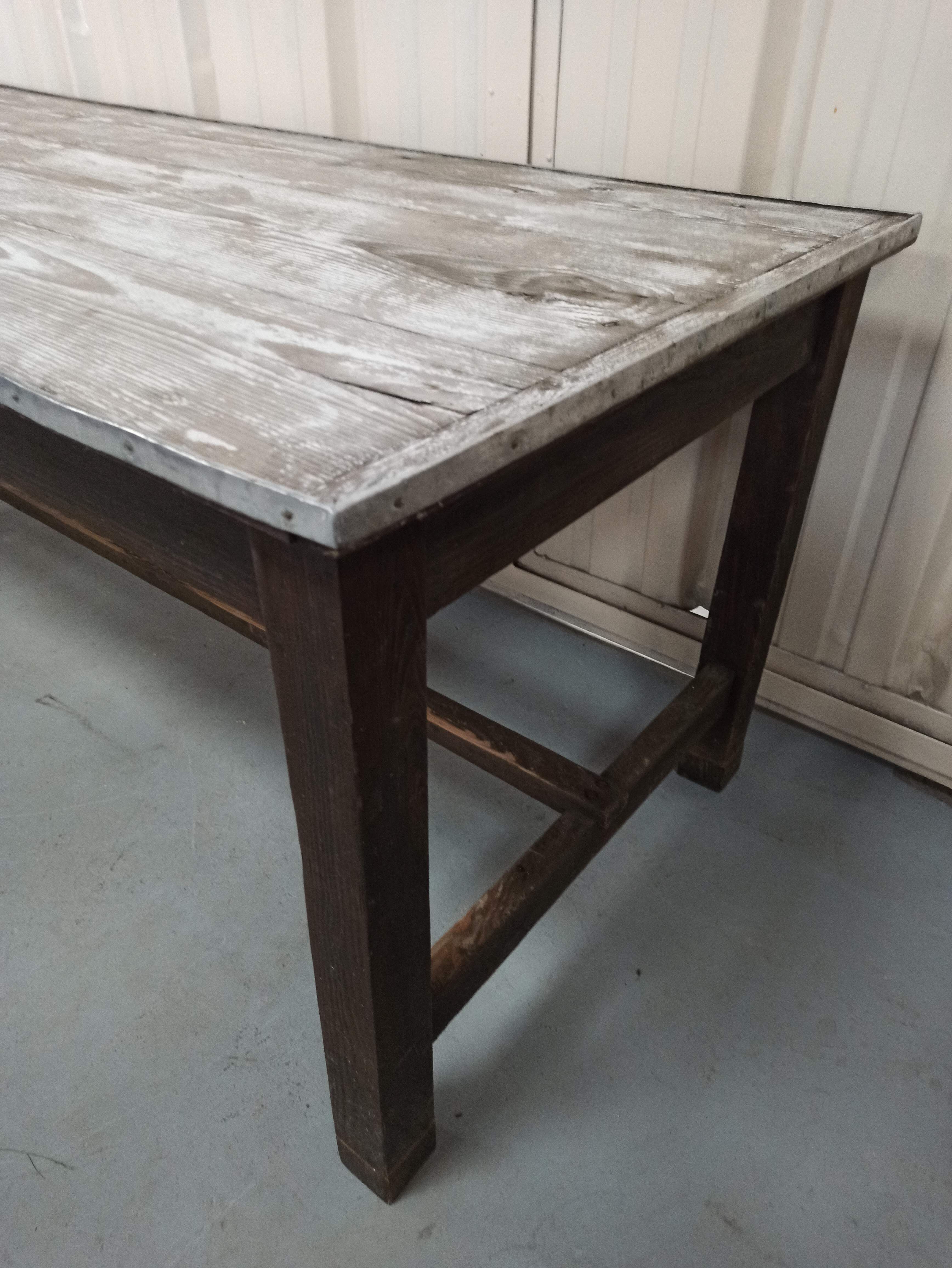 181 cm - Patinated spacer farm table