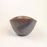 Large modern mid-century ceramic bowl Rörstrand AXK Gunnar Nylund, Sweden, 1950s.