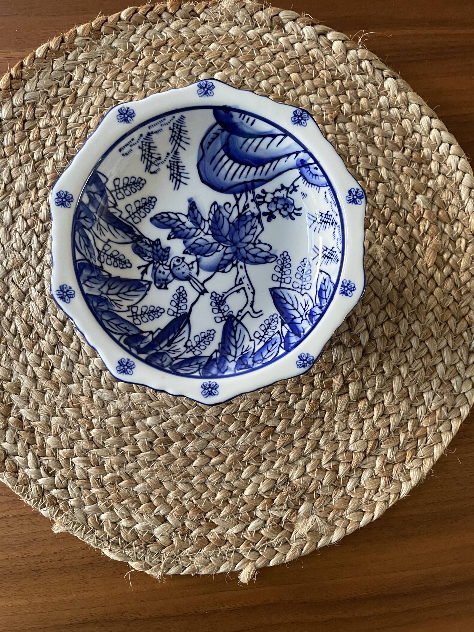 Blue and white porcelain compote, Delft style.