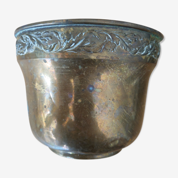 Brass pot cover