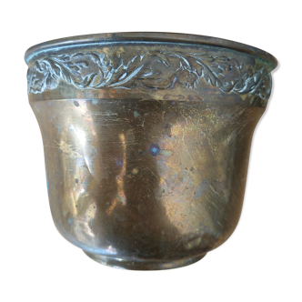 Brass pot cover