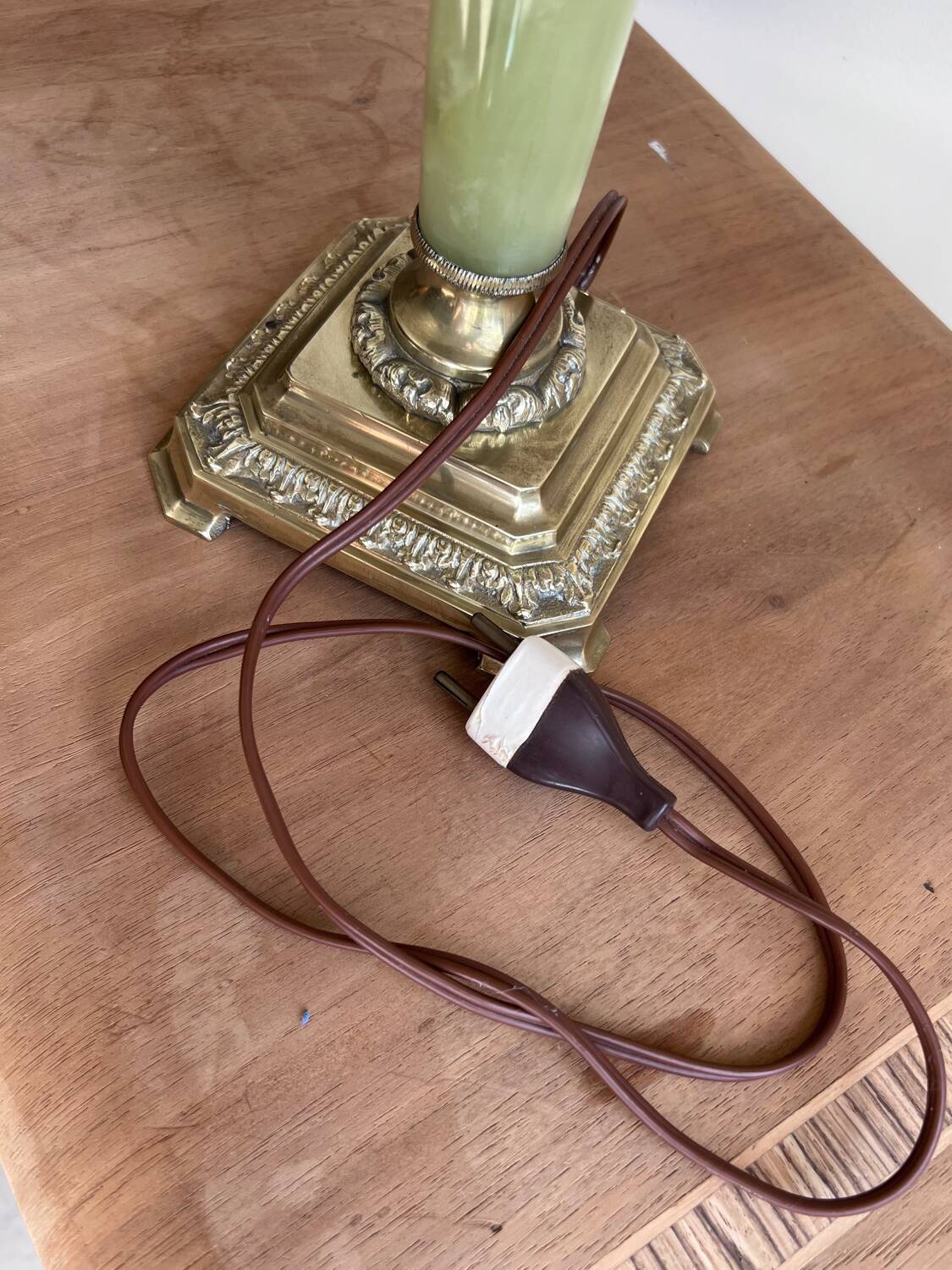 Large vintage lamp in green onyx and gilded brass - vintage lampshade