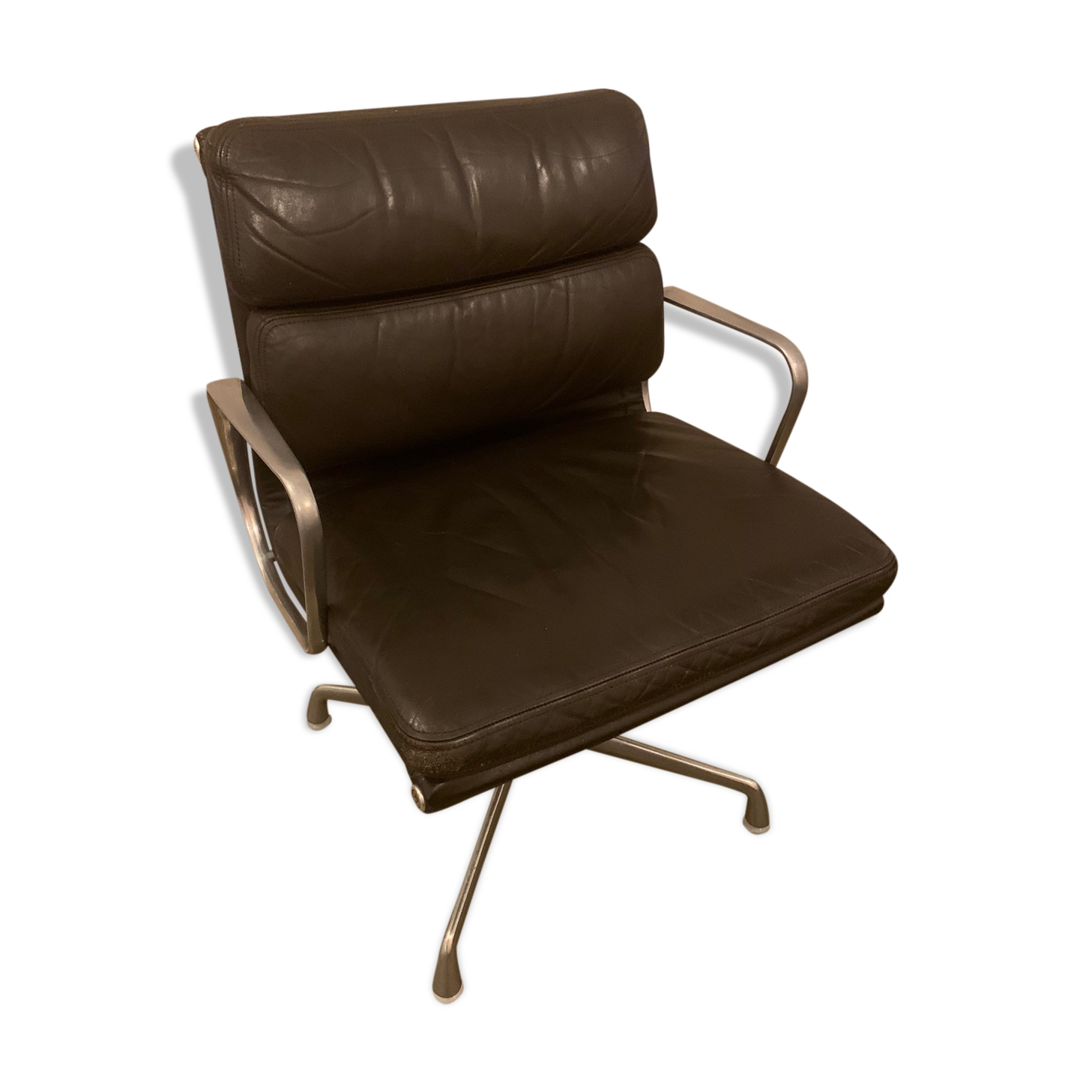EA 208 brown leather armchair by Charles and Ray Eames for Herman Miller 1970S