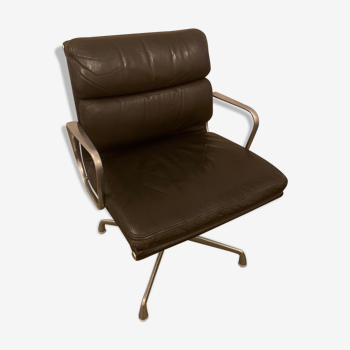 EA 208 brown leather armchair by Charles and Ray Eames for Herman Miller 1970S