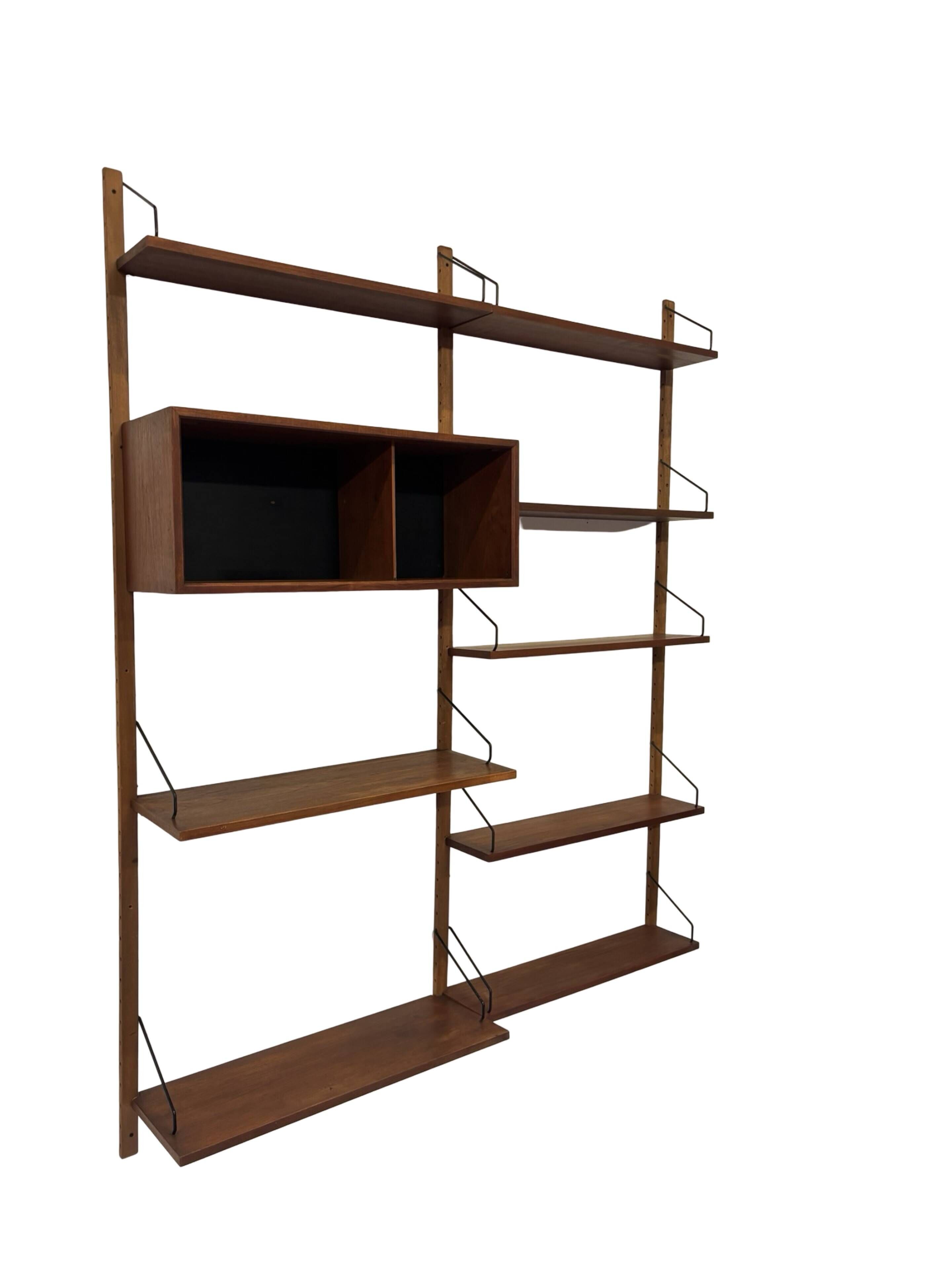 Vintage Poul Cadovius Royal System wall system wall unit