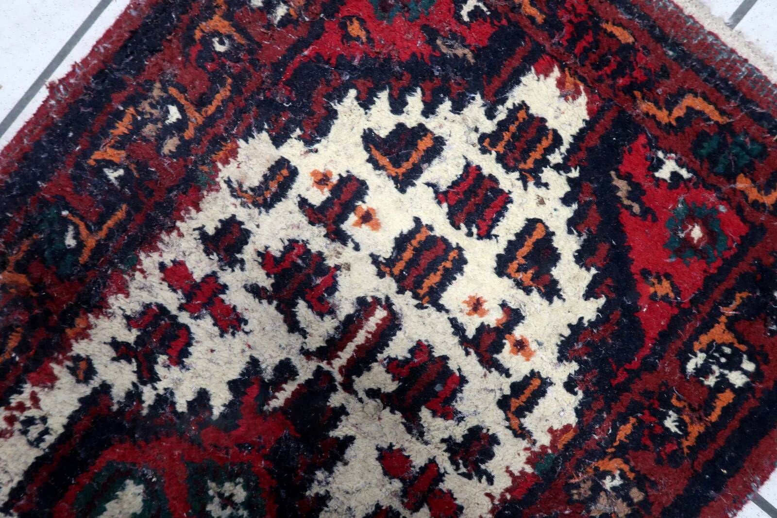 Handmade vintage Persian Hamadan rug 61cm x 123cm 1970s