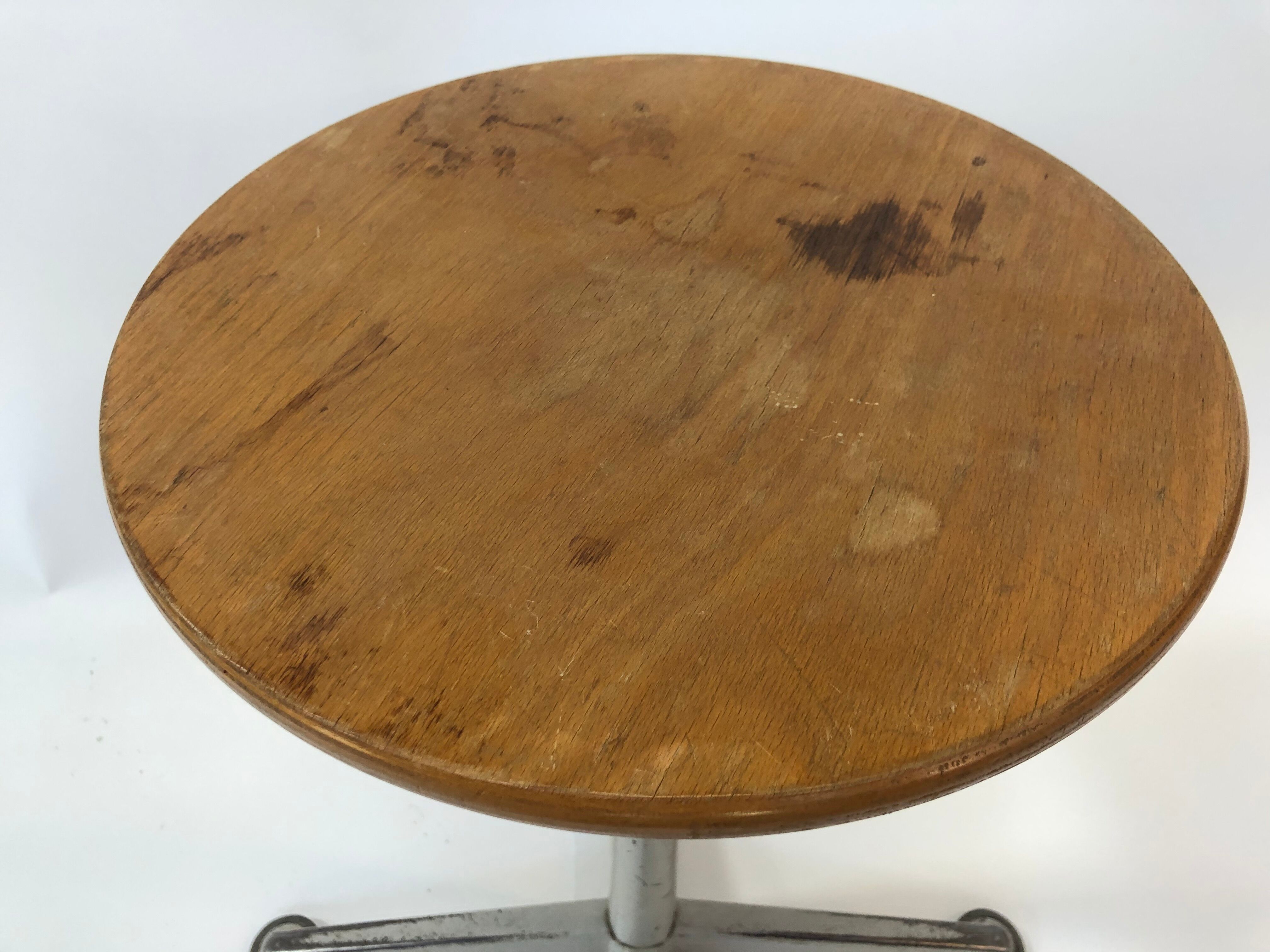 Vintage stool work tabouret by Friso Kramer Ahrend de Cirkel