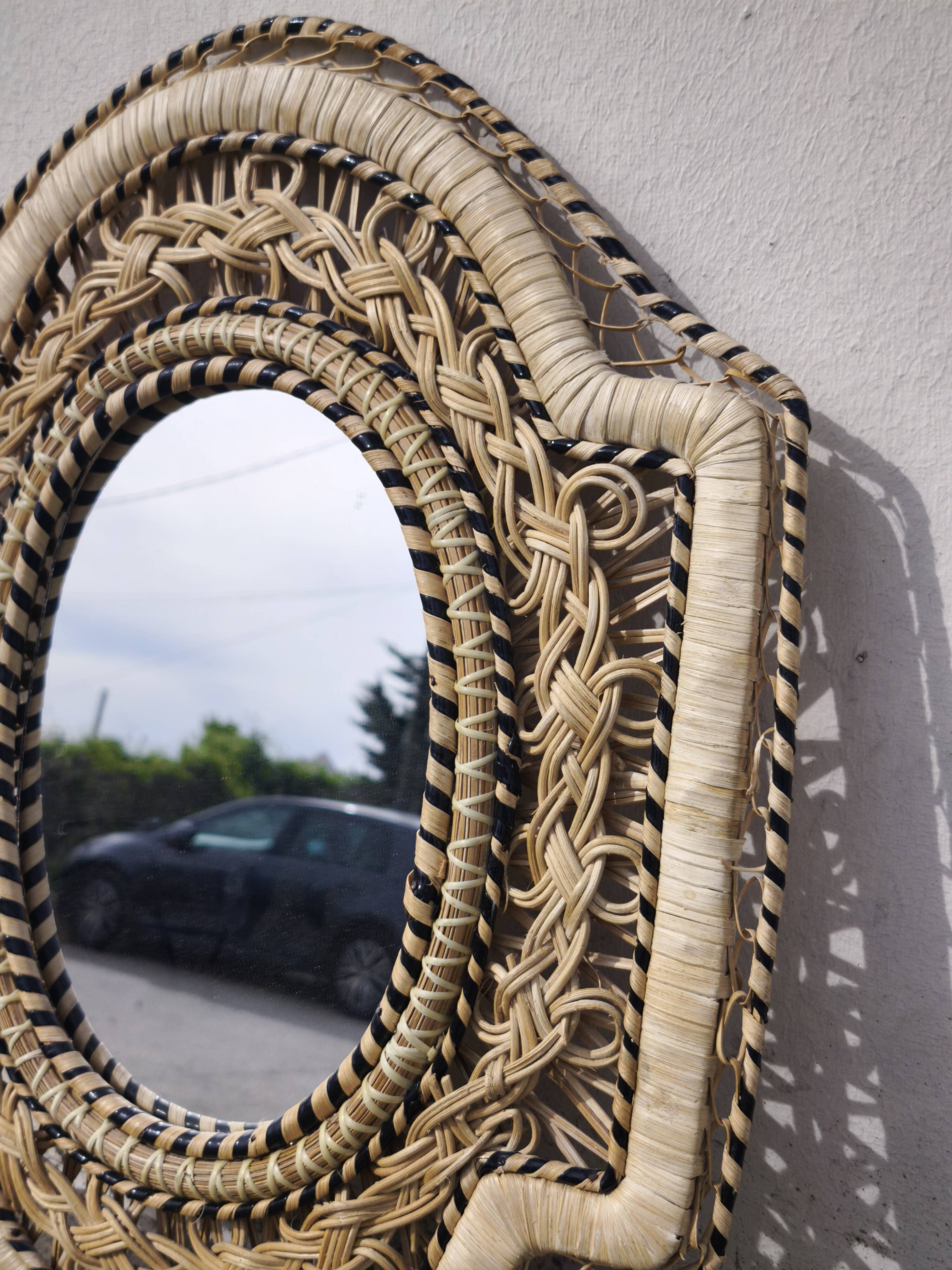 Wall mirror peacock filigree in rattan and wicker