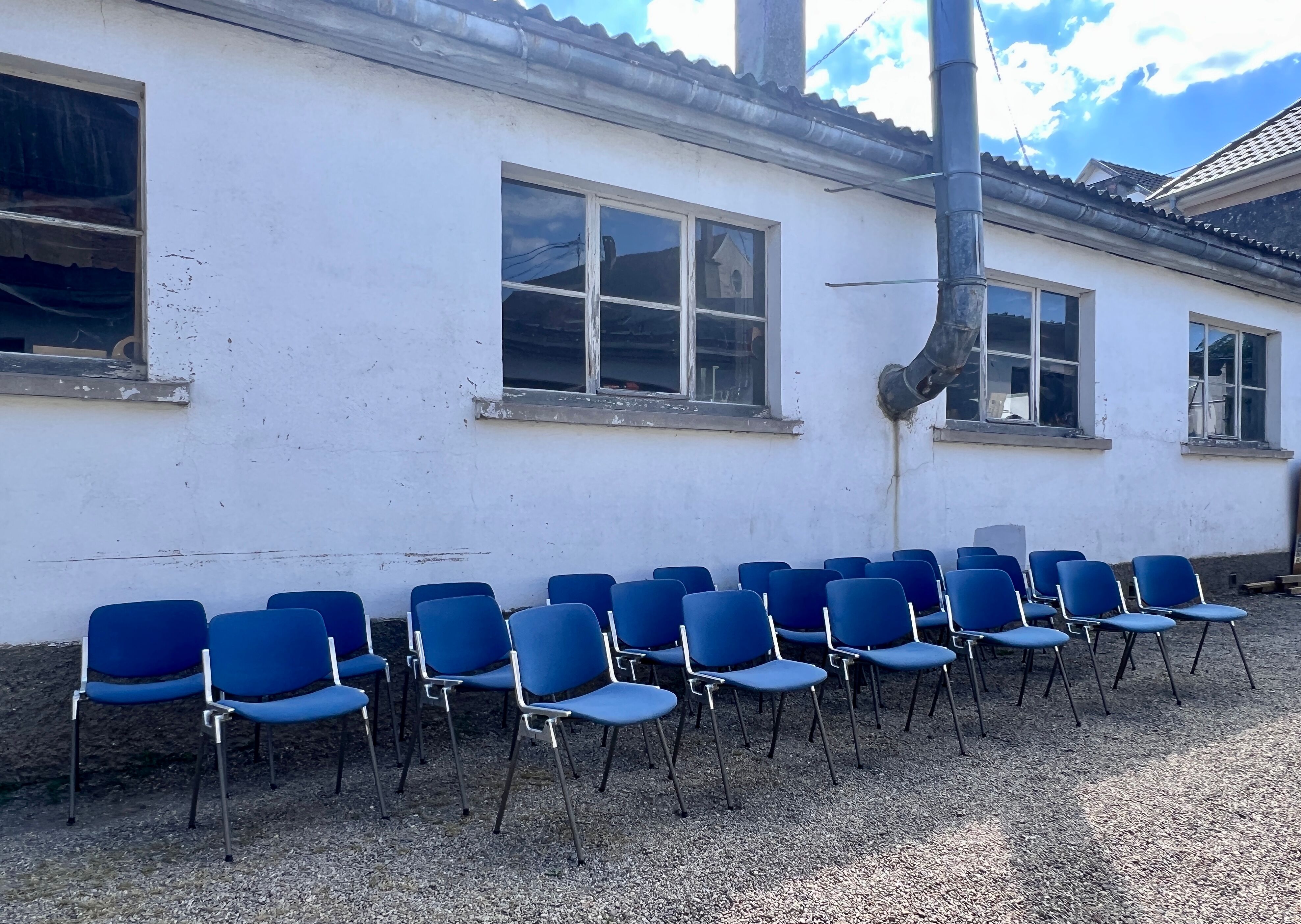 Série de 40 chaises de G. Piretti pour Castelli Anonima Castelli, Italie, années 1970