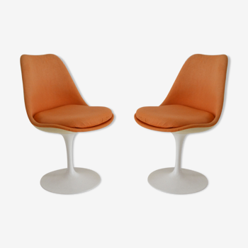 Pair of Saarinen chairs for Knoll Orange