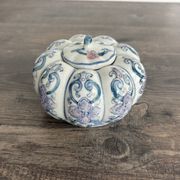 Boîte en porcelaine de Chine ancienne
