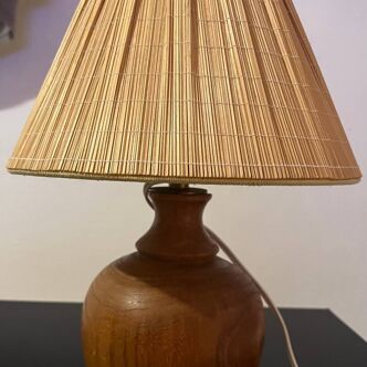 Solid wood table lamp