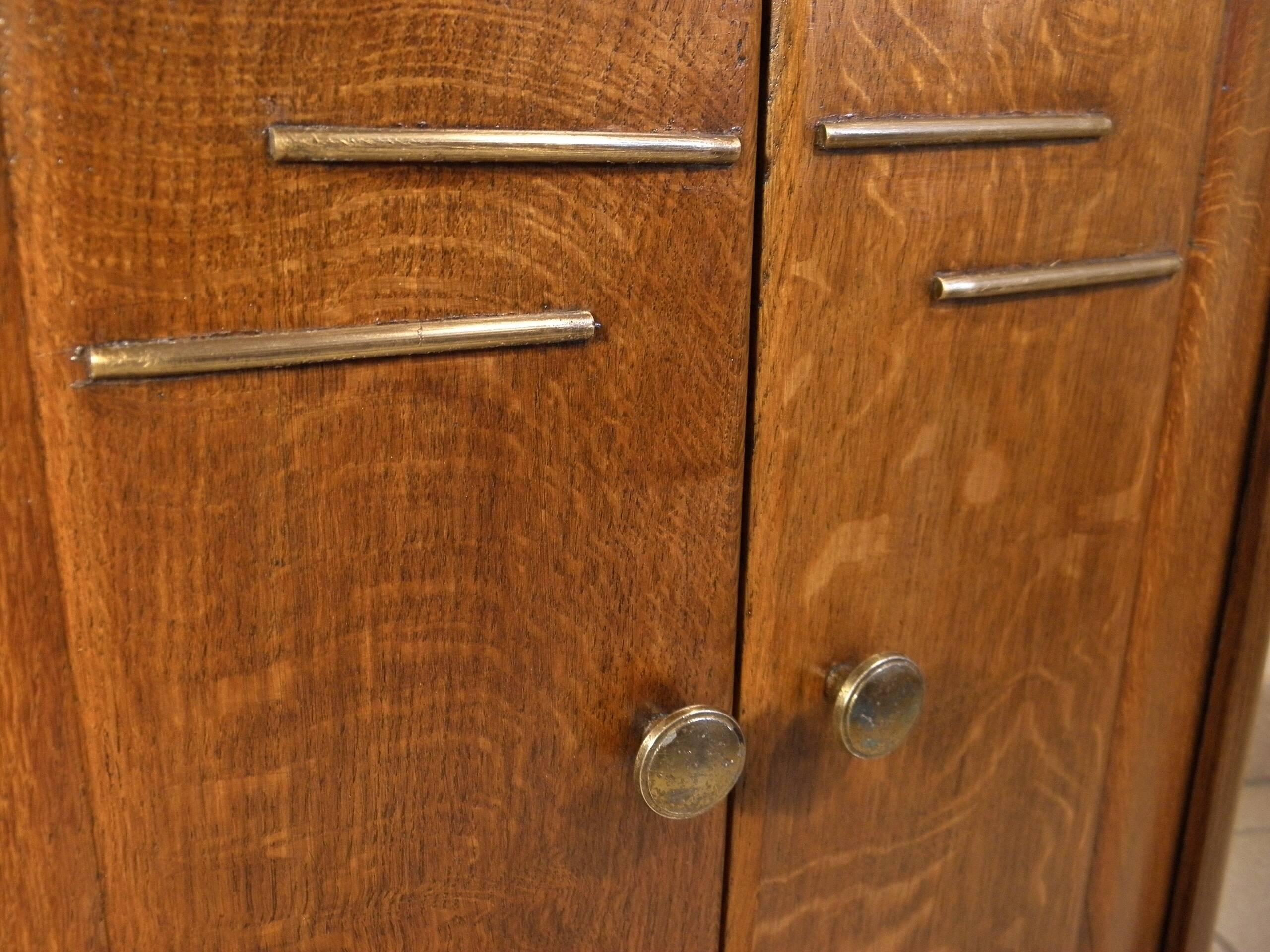 Art Deco bedside table from the 1940s