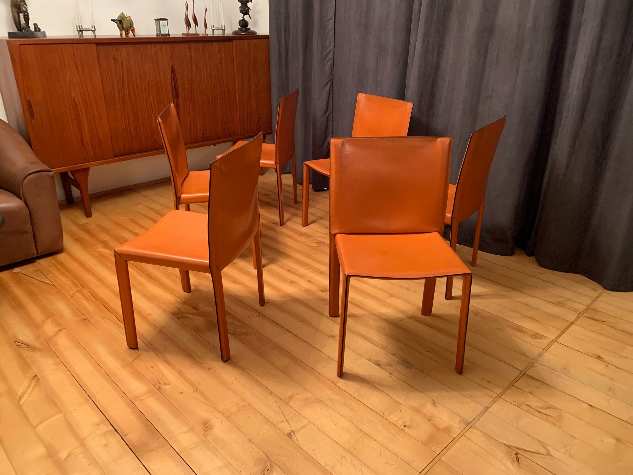 6 chaises Pasqualina par Grassi & Bianchi, Enrico Pellizzoni, Italie, années 1980.