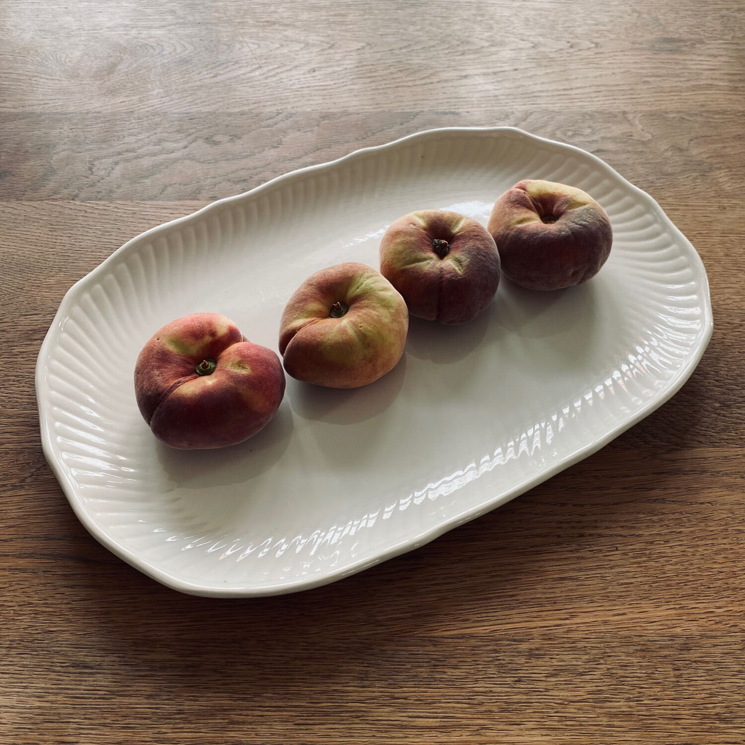 Off-white dish Boch La Louvière