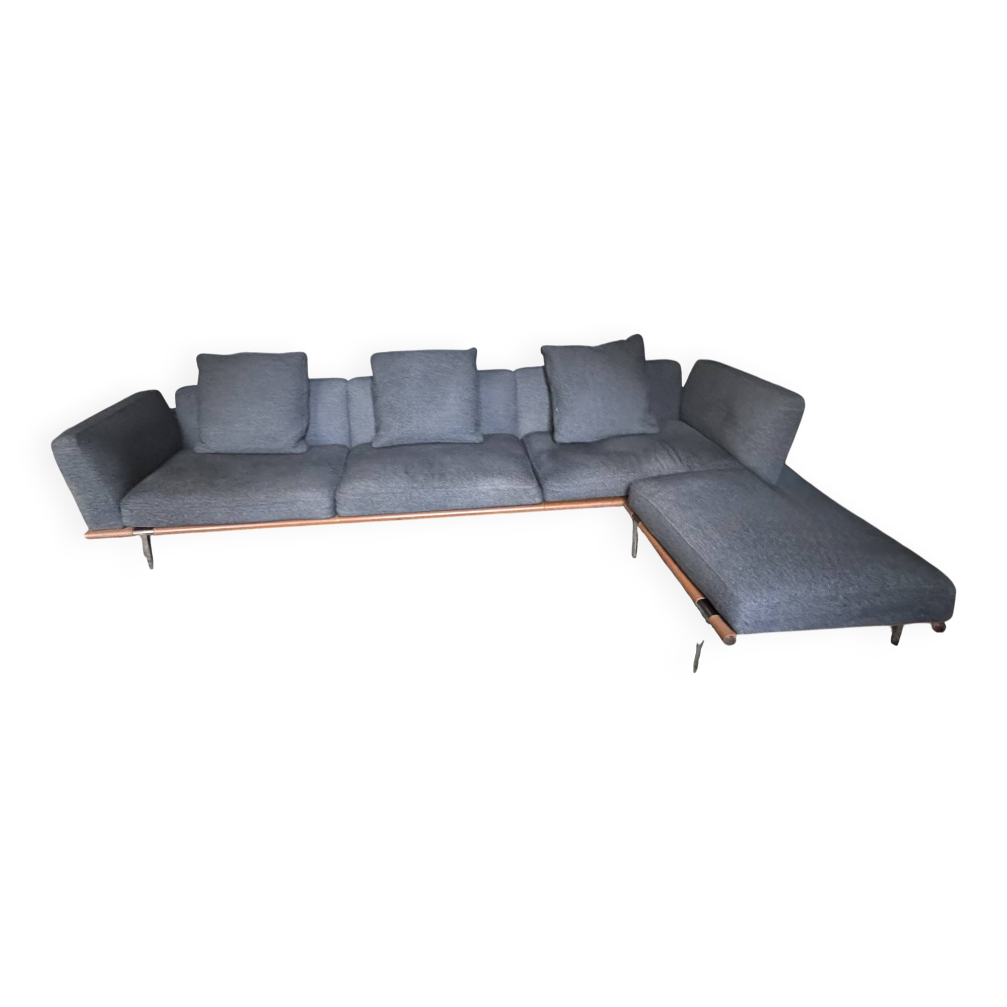Sofa Poltrona Frau model Let It Be