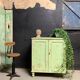Buffet campagnard vert patiné
