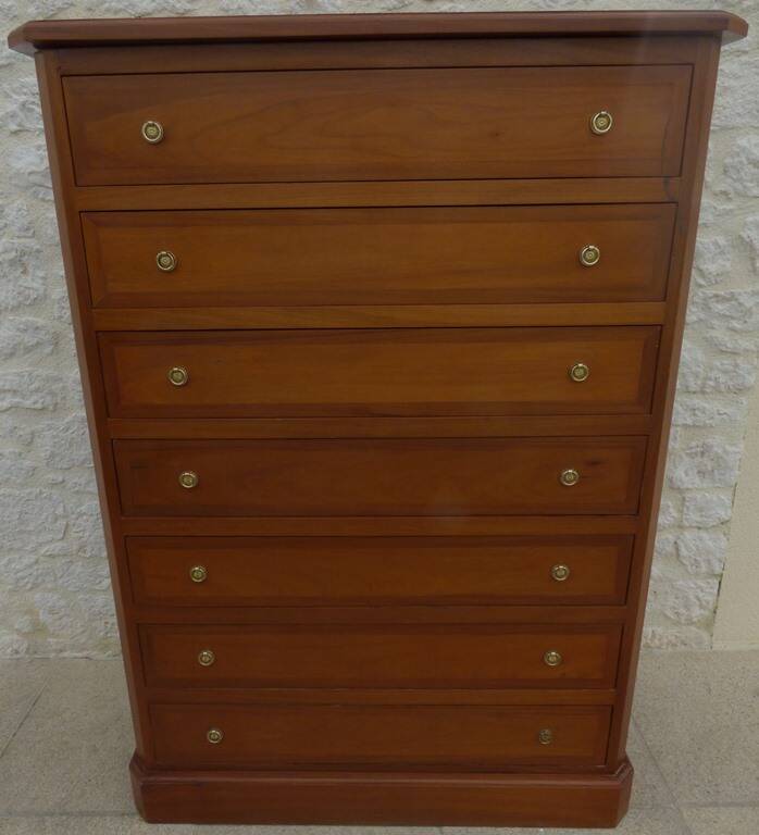 Weekly chest of drawers with secret shelf and its 7 drawers, made in the old-fashioned way from solid wood with knob