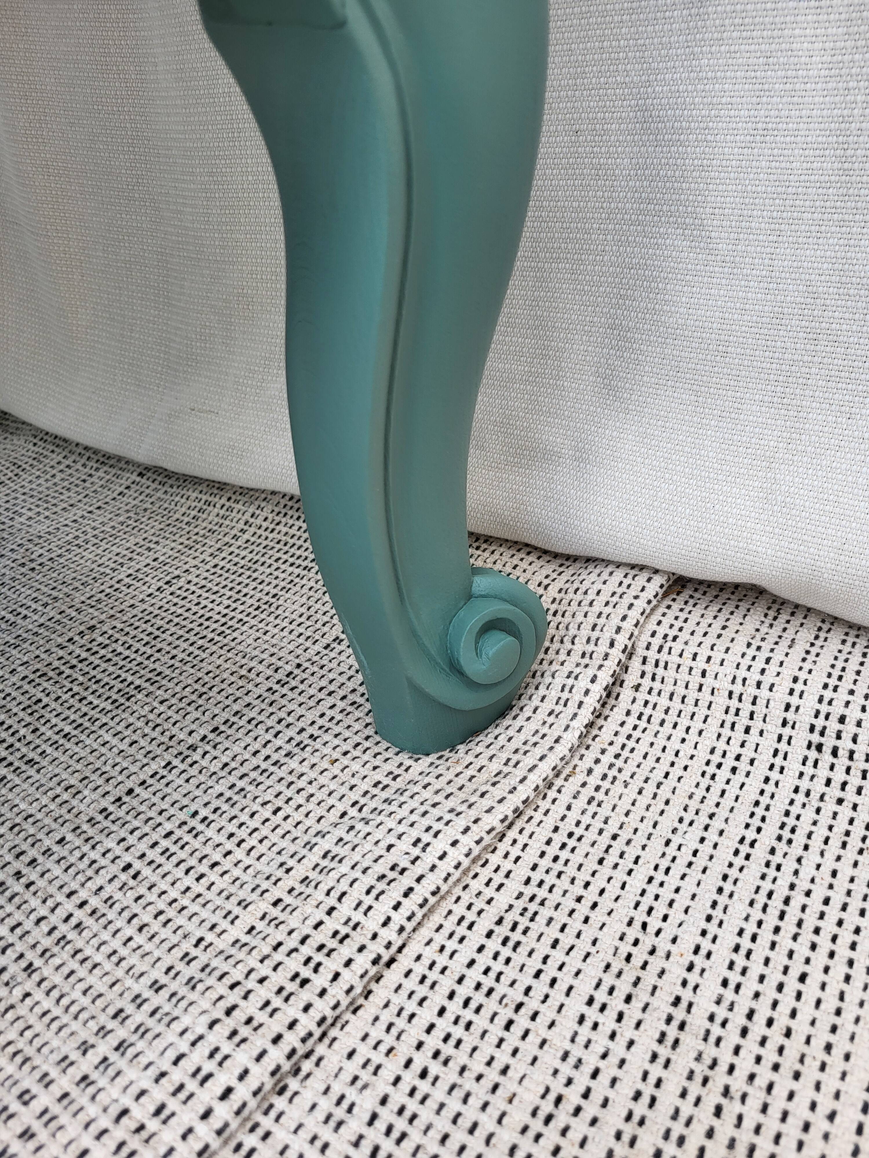 Louis XV chest of drawers