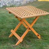 Table folding