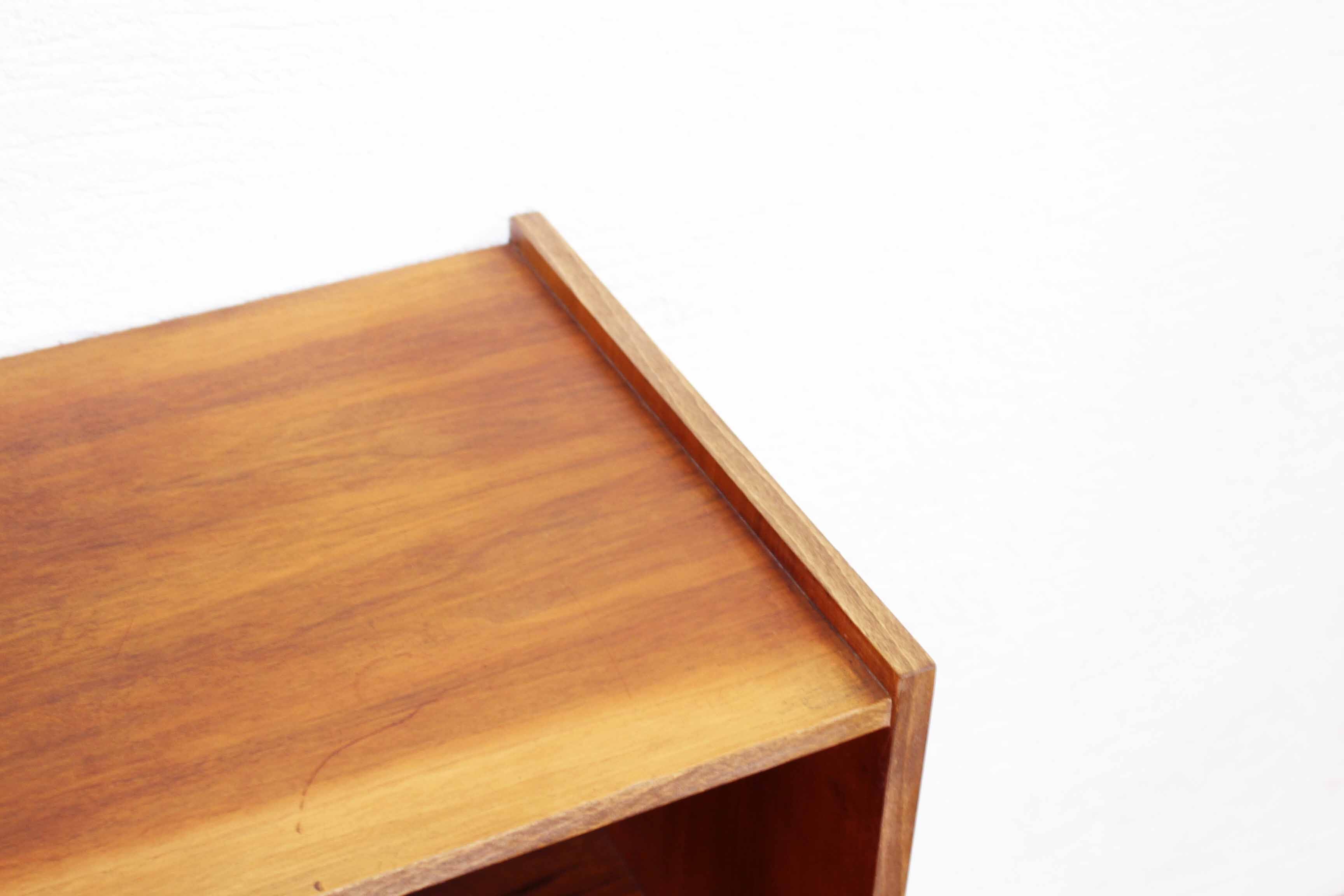 Scandinavian design compass foot storage furniture