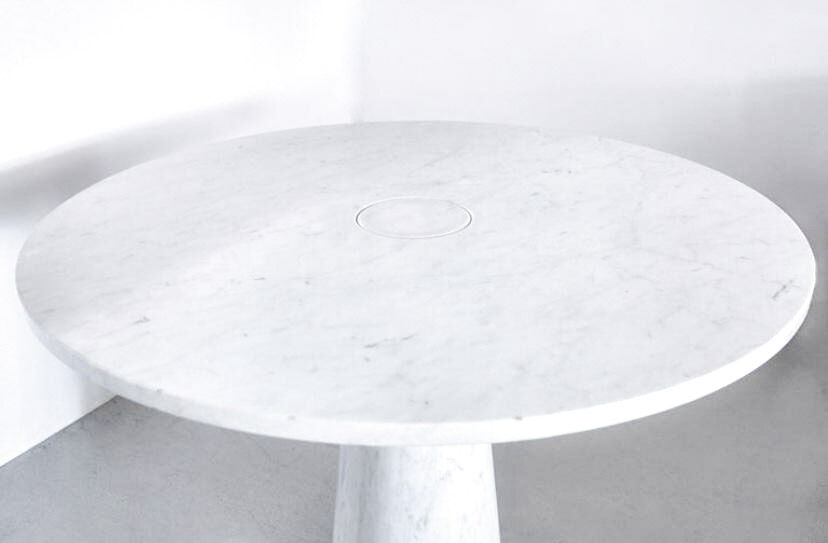 Eros round dining table in white Carrara marble, Italy, 70s in