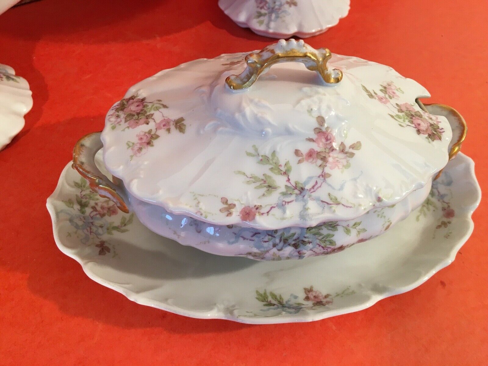 Lot de 3 pièces de forme en porcelaine Compotiers
