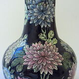 Paire de vases en porcelaine de la Chine