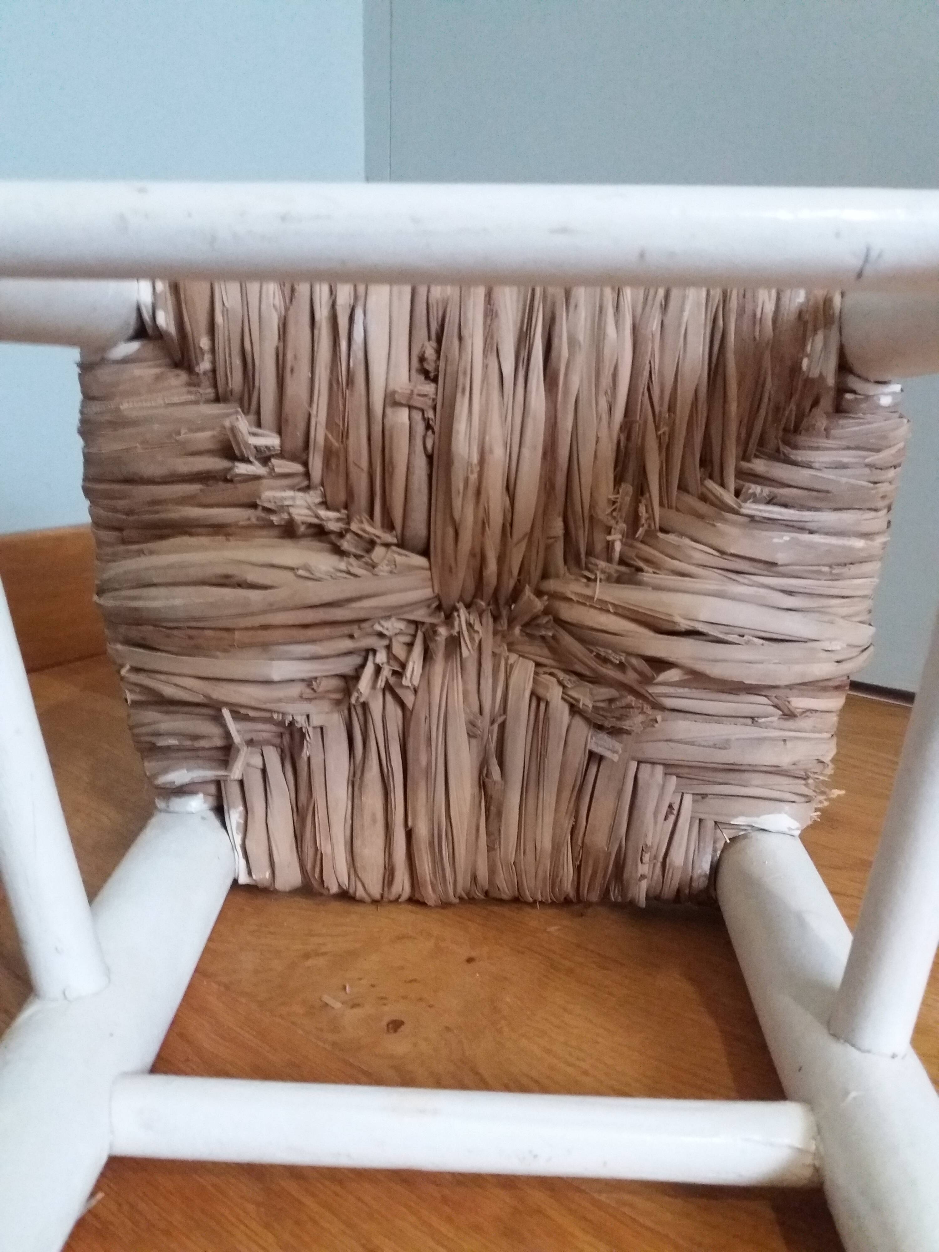 Chaise paillée enfant