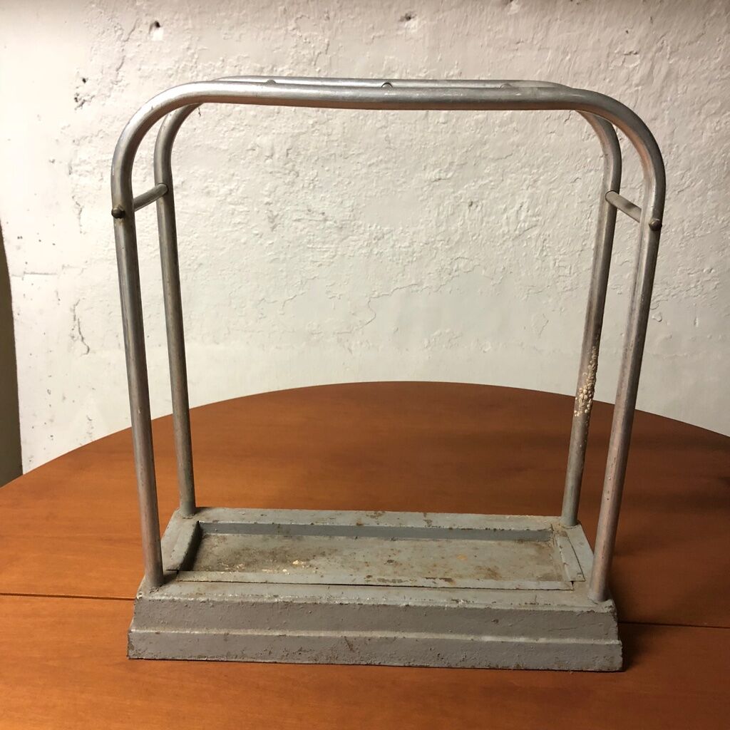 Umbrella holder