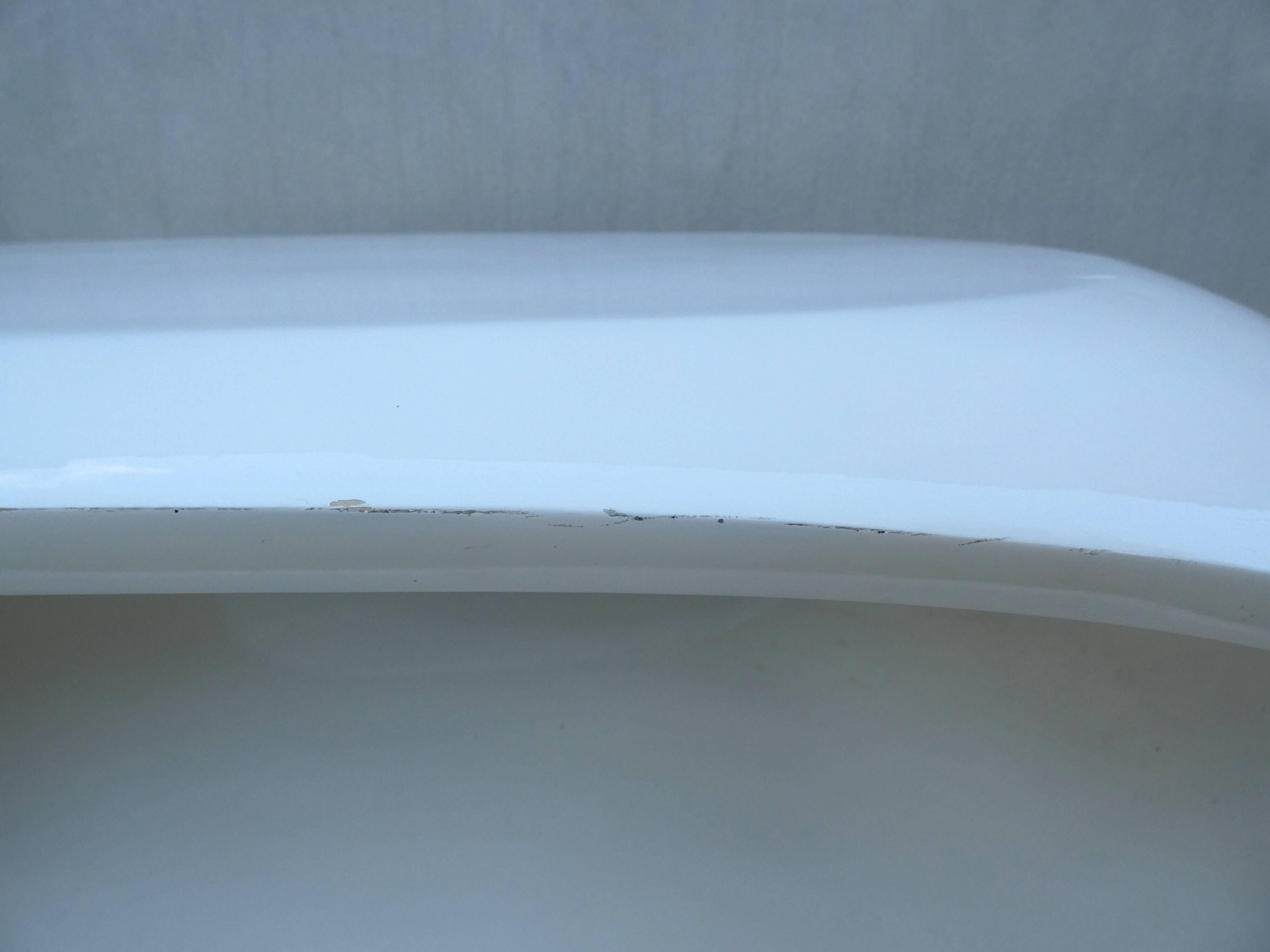 Table basse laquée blanche design Space Age forme libre vintage