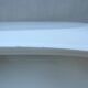 Table basse laquée blanche design Space Age forme libre vintage