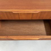 Vintage chest of drawers from Austinsuite, design by Frank Guille, 1960s.