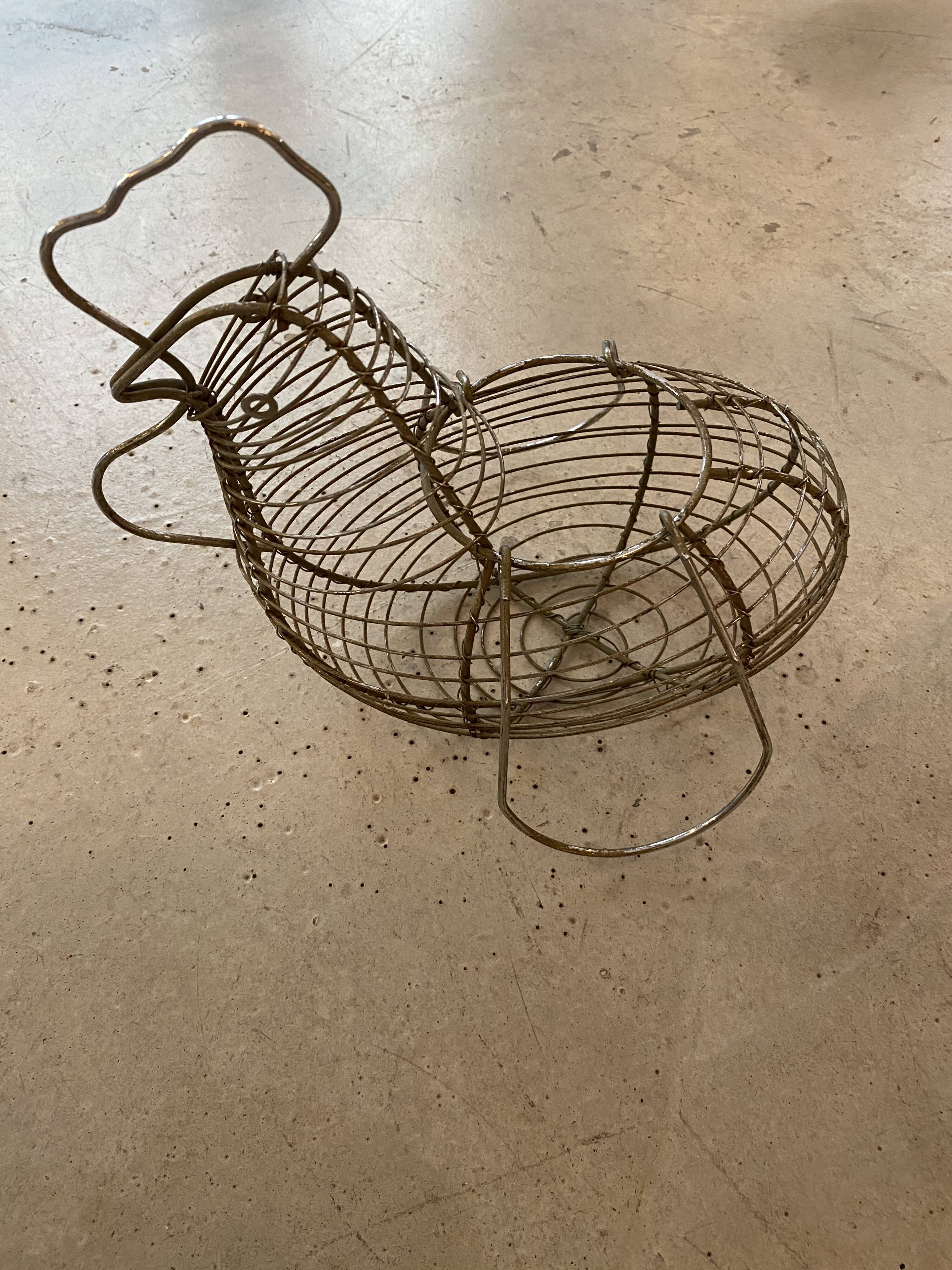 Egg basket