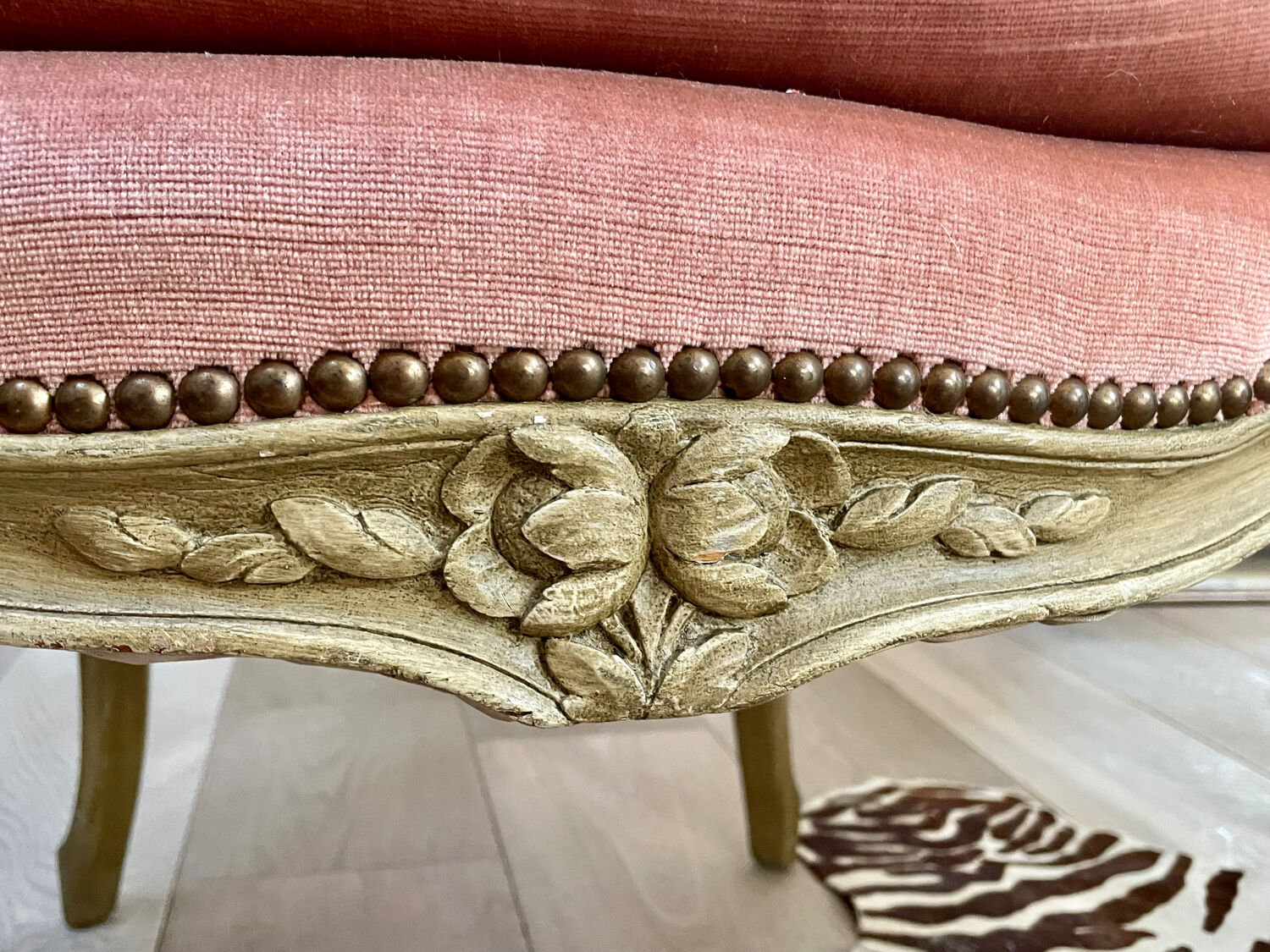 Paire de fauteuils cabriolet Louis XV